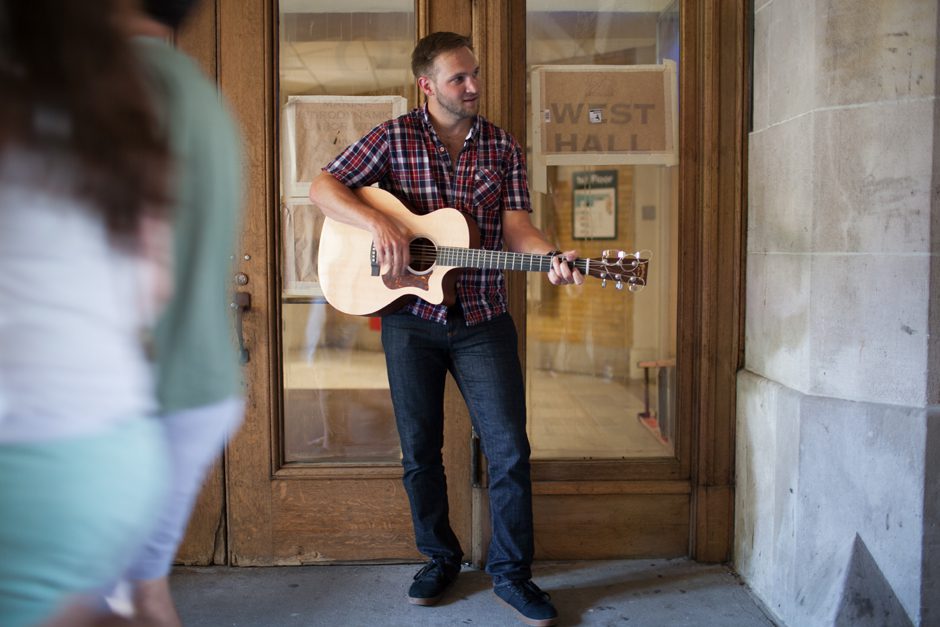 cousin_curtis_final_large201