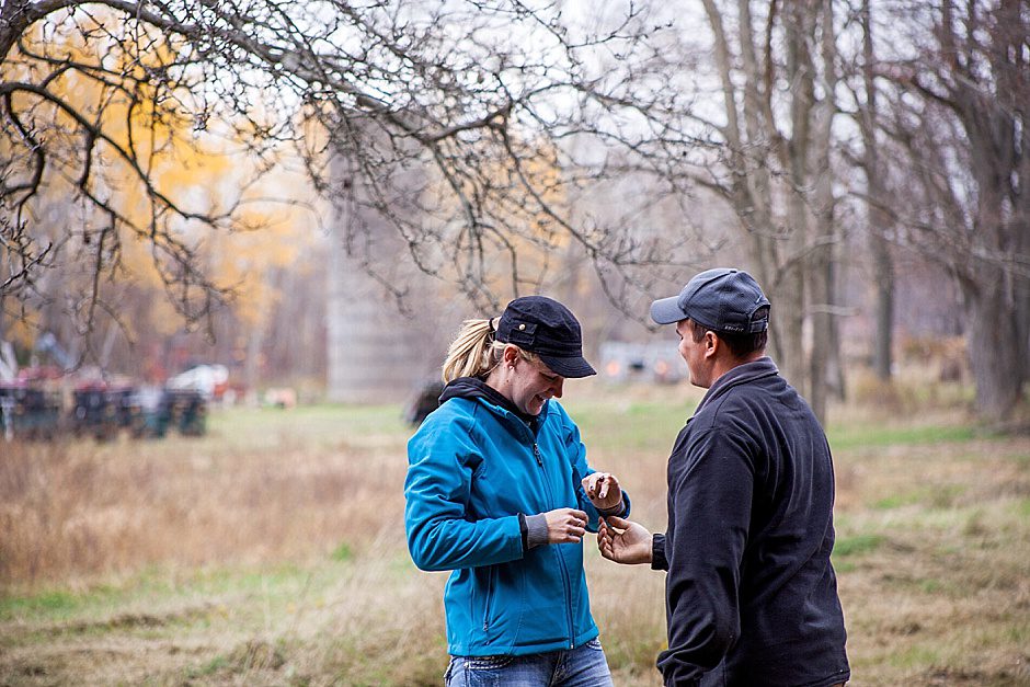fall_proposal_photography_rachelkayephotography_grandhaven06