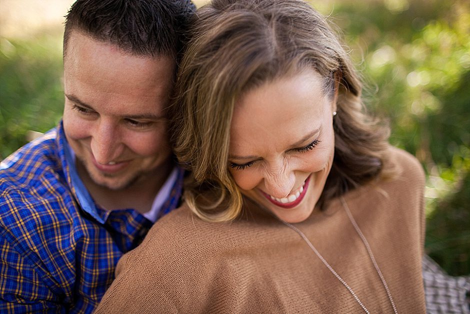 grandhaven_weddingphotography_fall_engagementphotography_animated10