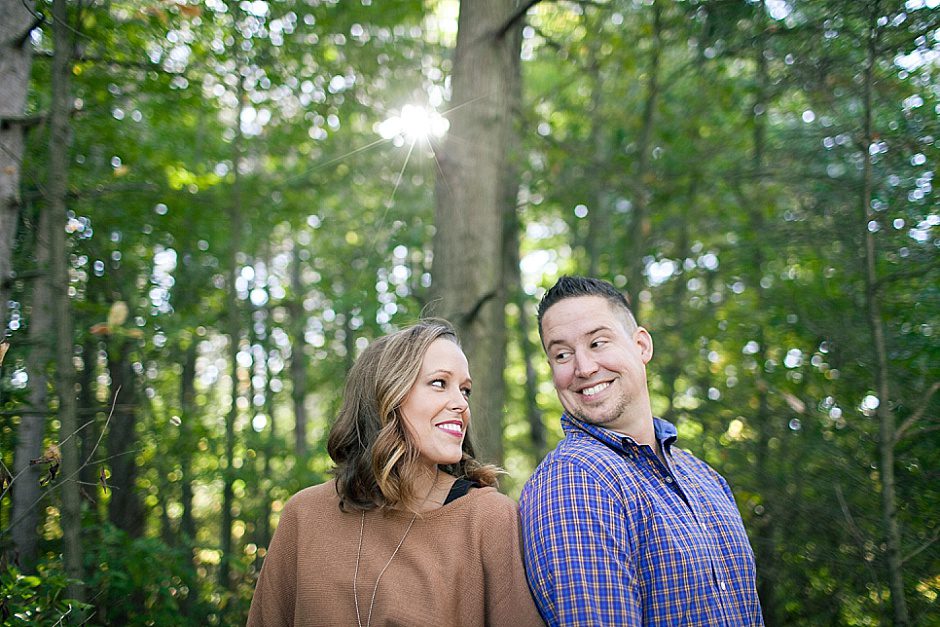 grandhaven_weddingphotography_fall_engagementphotography_animated19