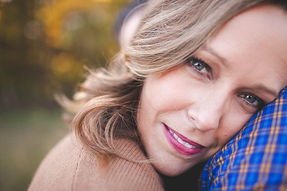 grandhaven_weddingphotography_fall_engagementphotography_animated22