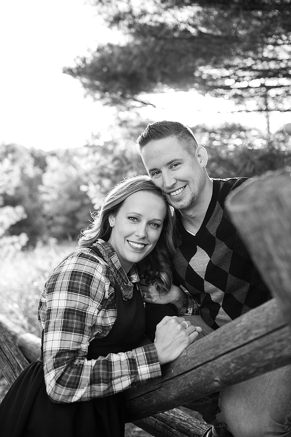 grandhaven_weddingphotography_fall_engagementphotography_animated45