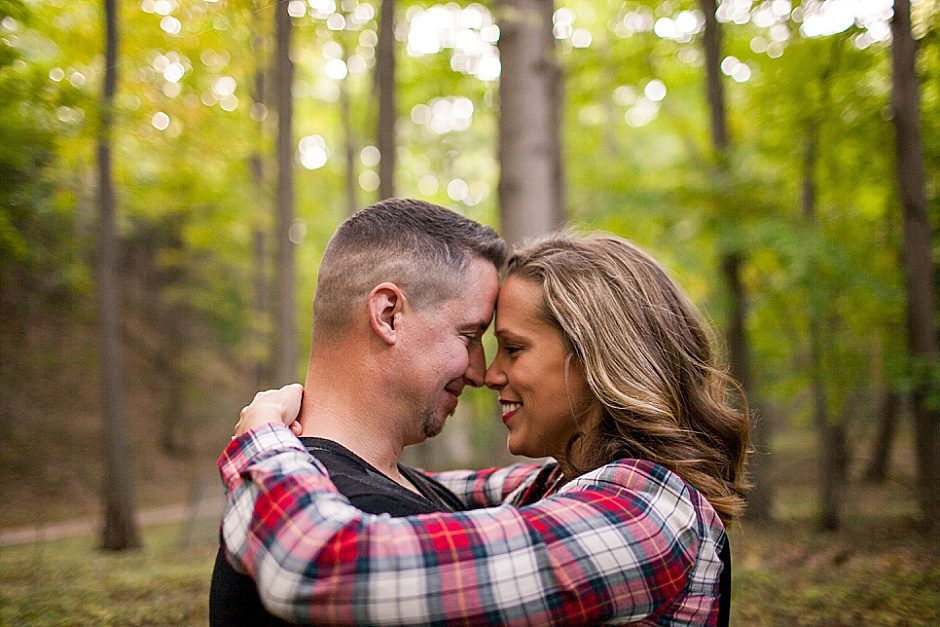 grandhaven_weddingphotography_fall_engagementphotography_animated47