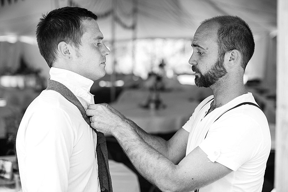 barefootwedding_hudsonvillemi_weddingphotographer015