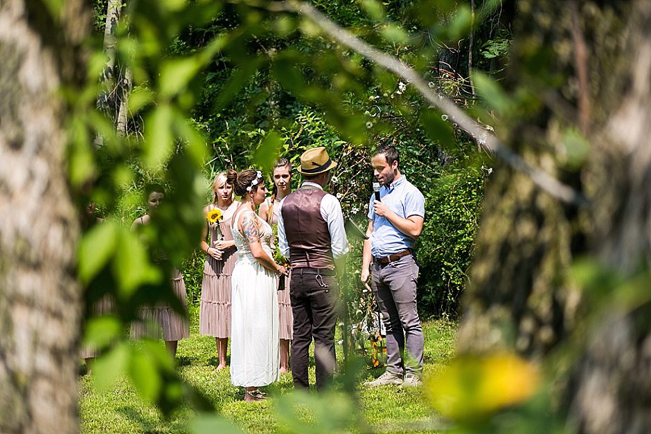 barefootwedding_hudsonvillemi_weddingphotographer067