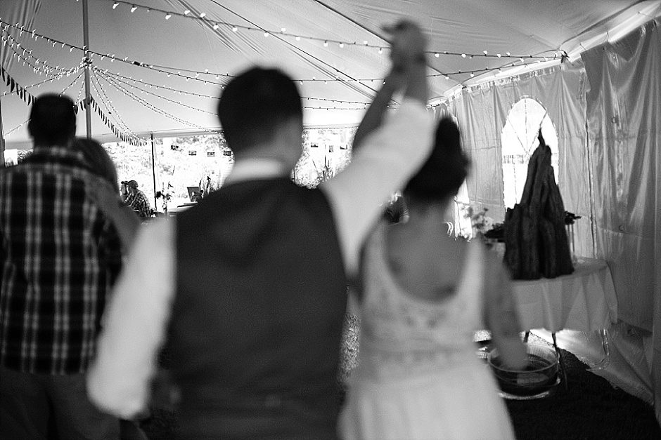 barefootwedding_hudsonvillemi_weddingphotographer123