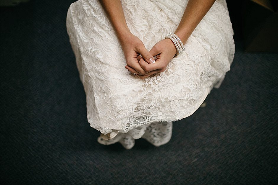 traversecityweddingphotographer_winterwedding030