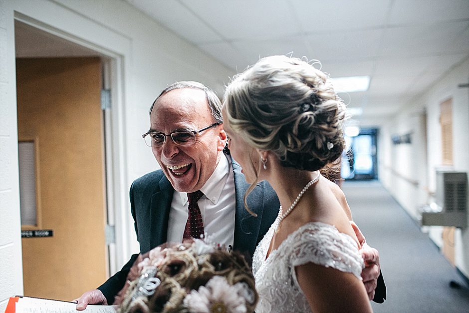 traversecityweddingphotographer_winterwedding043