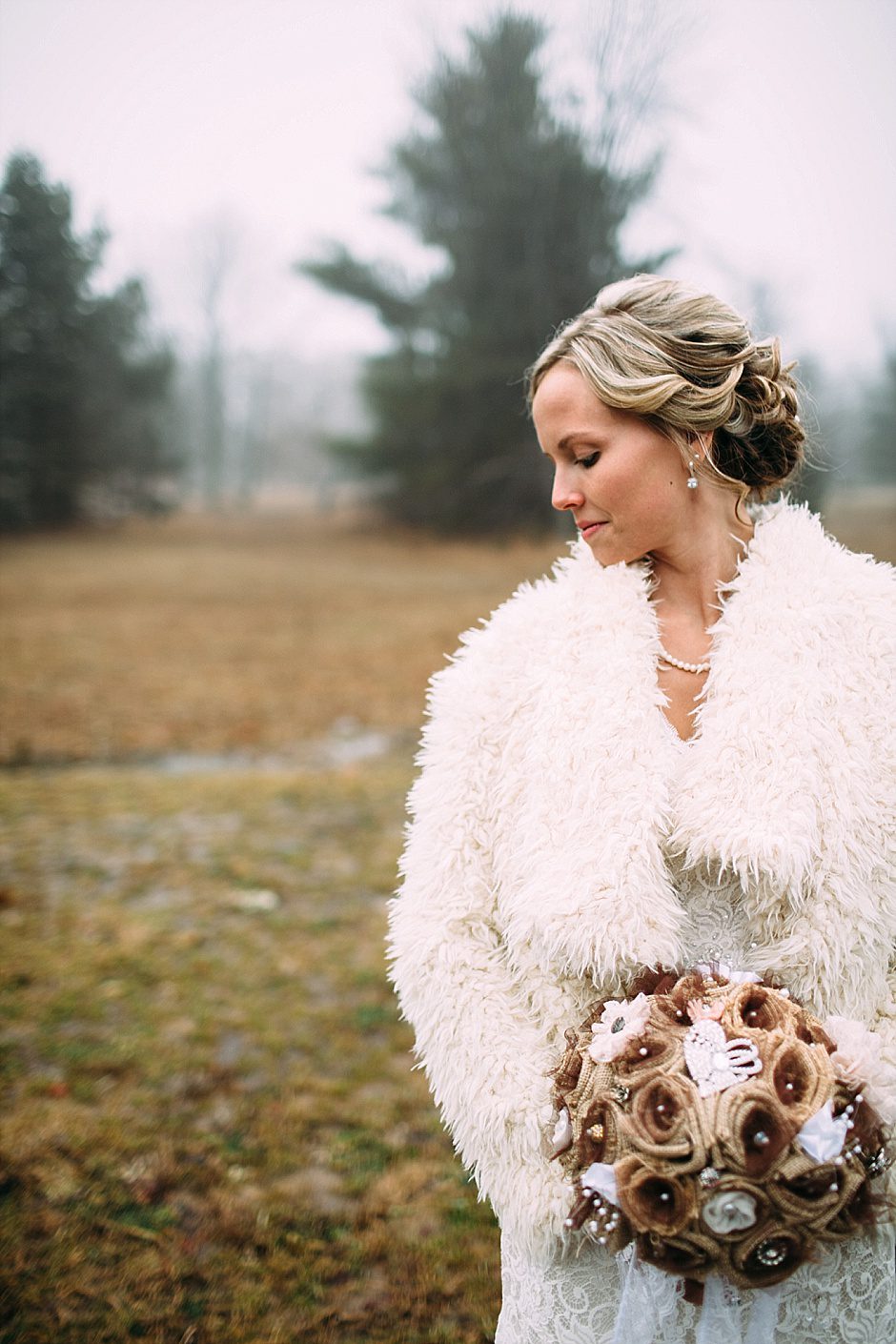 traversecityweddingphotographer_winterwedding058