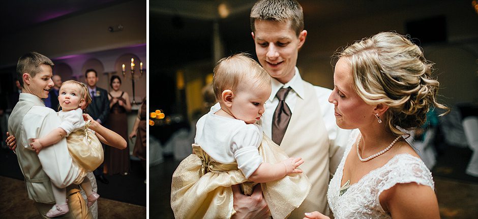 traversecityweddingphotographer_winterwedding101