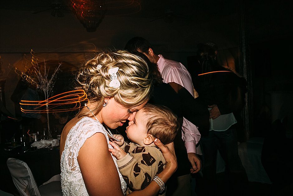 traversecityweddingphotographer_winterwedding109