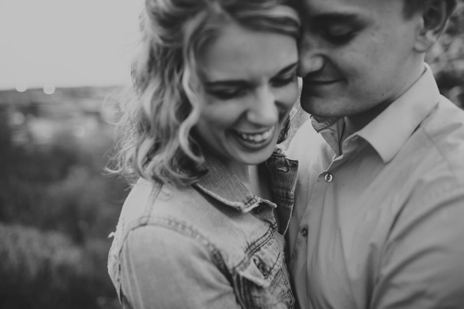 grand rapids engagement photographer47