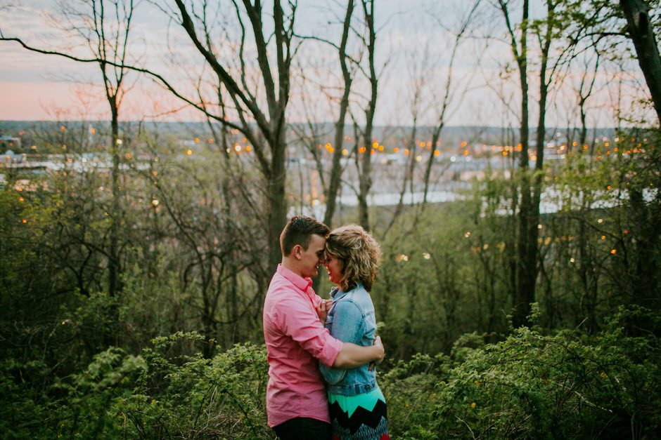 grand rapids engagement photographer55