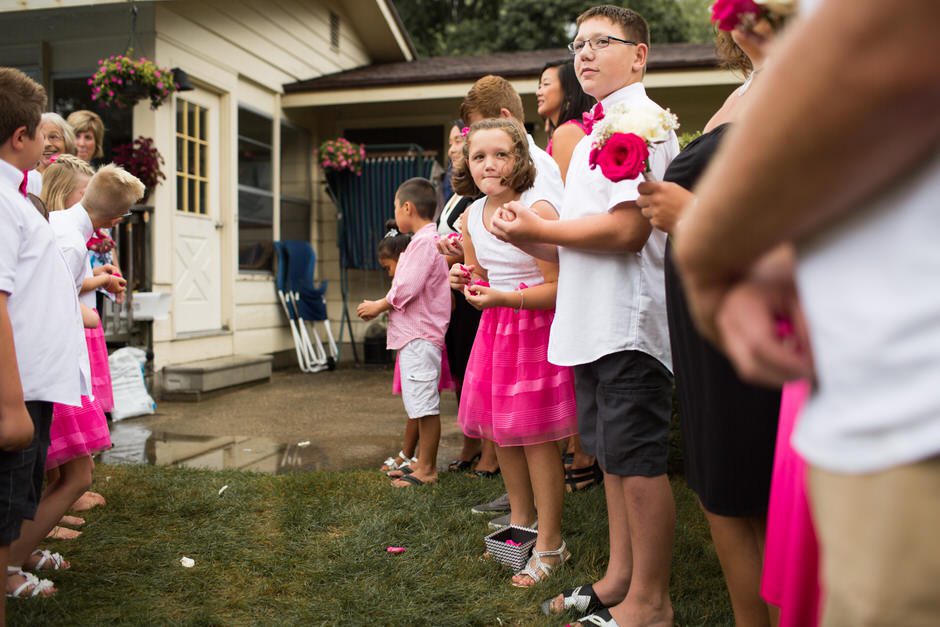 intimate-backyard-wedding-michigan27